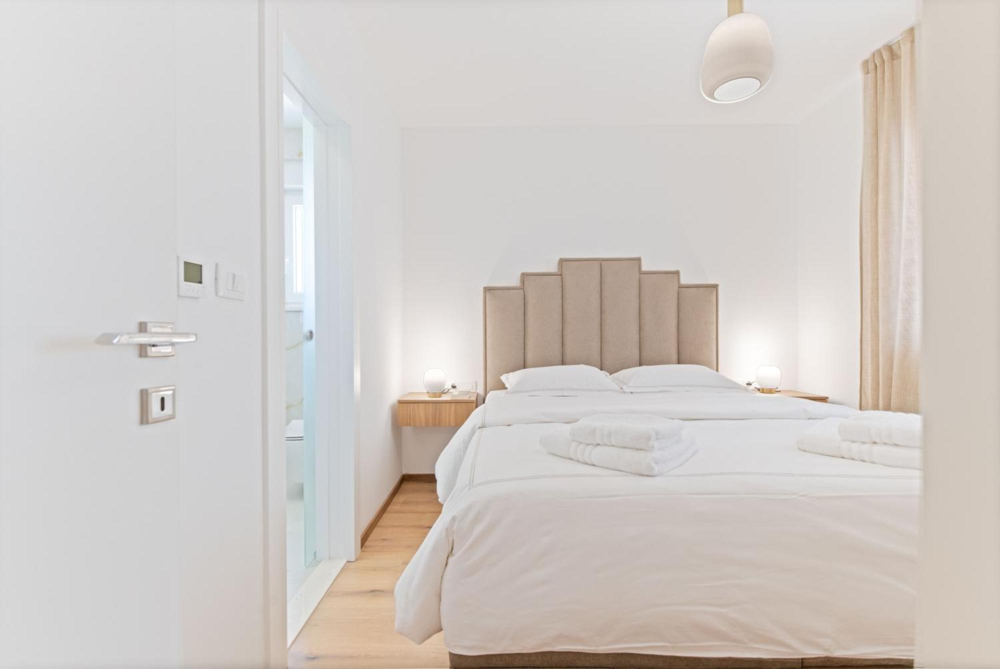 Lush Suites Trogir Buitenkant foto