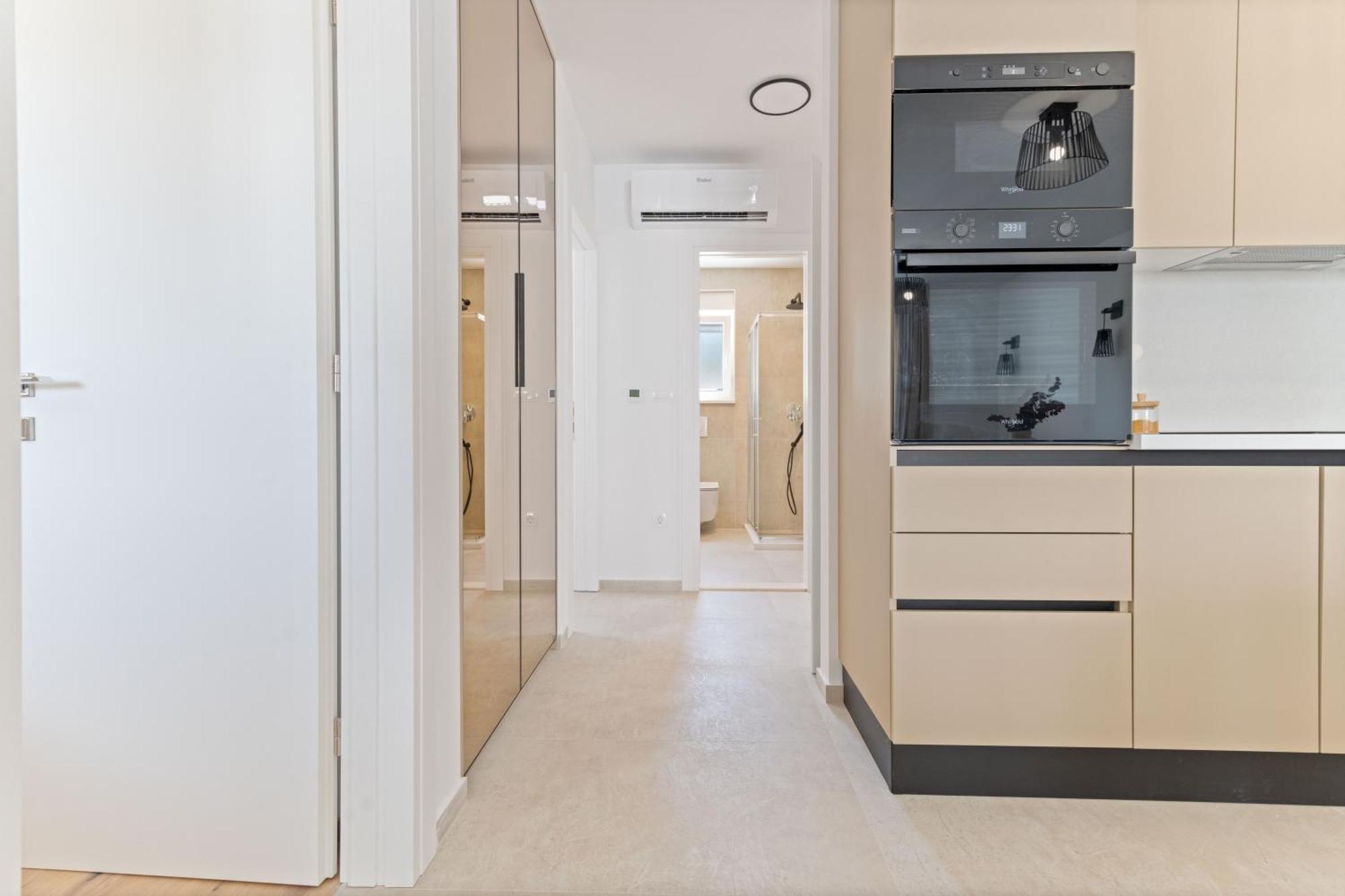 Lush Suites Trogir Buitenkant foto